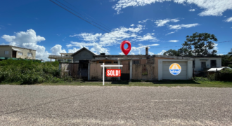 Live & Learn in Corozal Town – House & Lot Near Schools, Ideal for Families! Live & Learn in Corozal Town – House & Lot Near Schools, Ideal for Families!