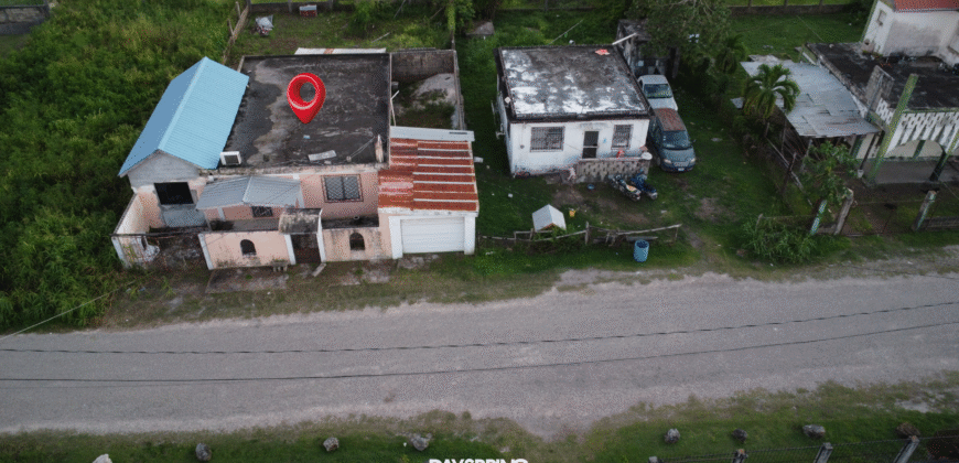 Live & Learn in Corozal Town – House & Lot Near Schools, Ideal for Families!