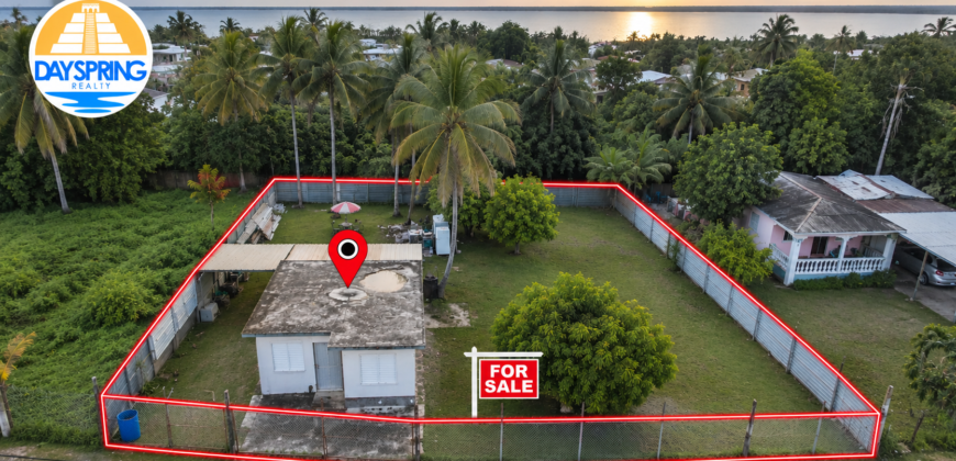 🏡 Live Close to Everything in Charming Corozal Town, Belize.